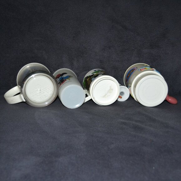 Vintage Walt Disney Cups and 1 Salt Shaker 5 Piece Bundle! - Picture 7 of 13